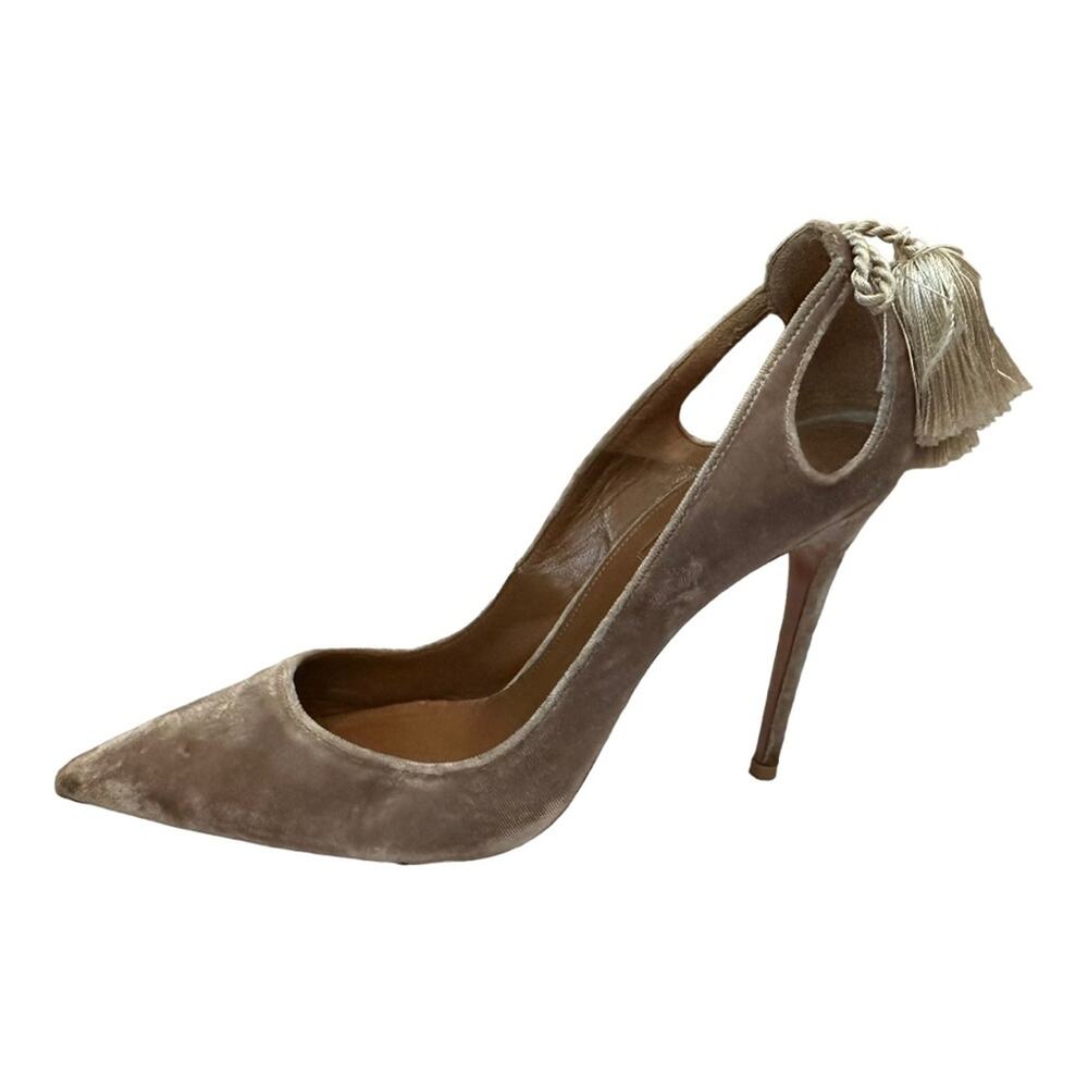 Aquazurra Forever Marilyn Tassle Velvet Pumps Sz 40.5